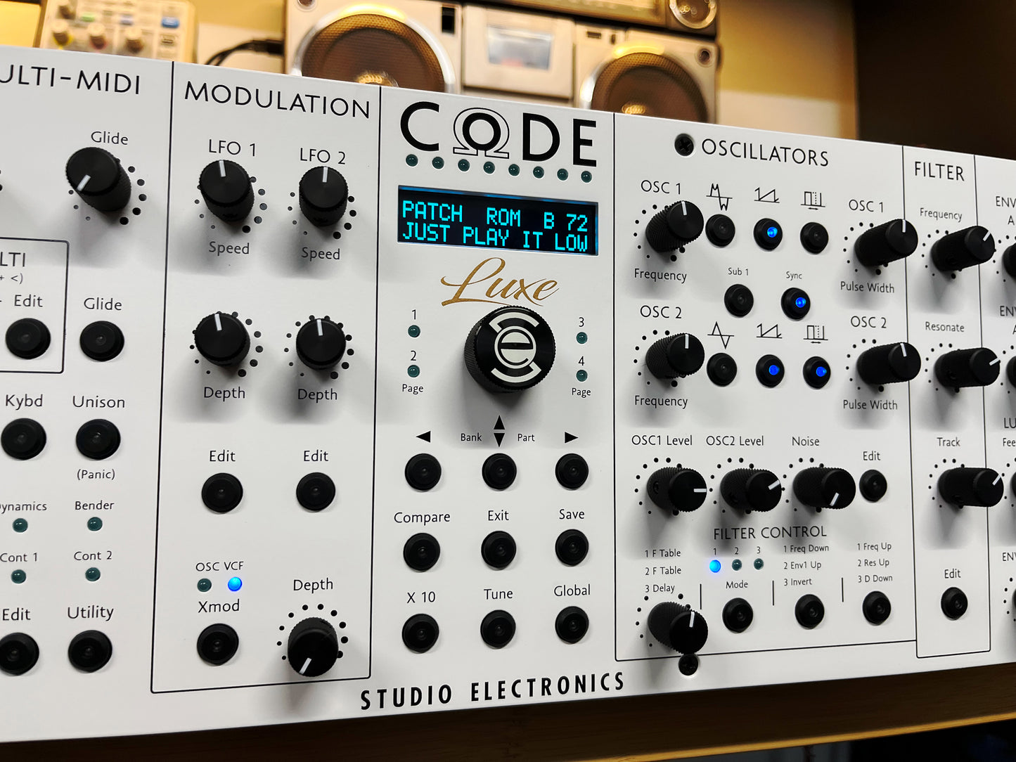 CODE LUXE 4 VOICE