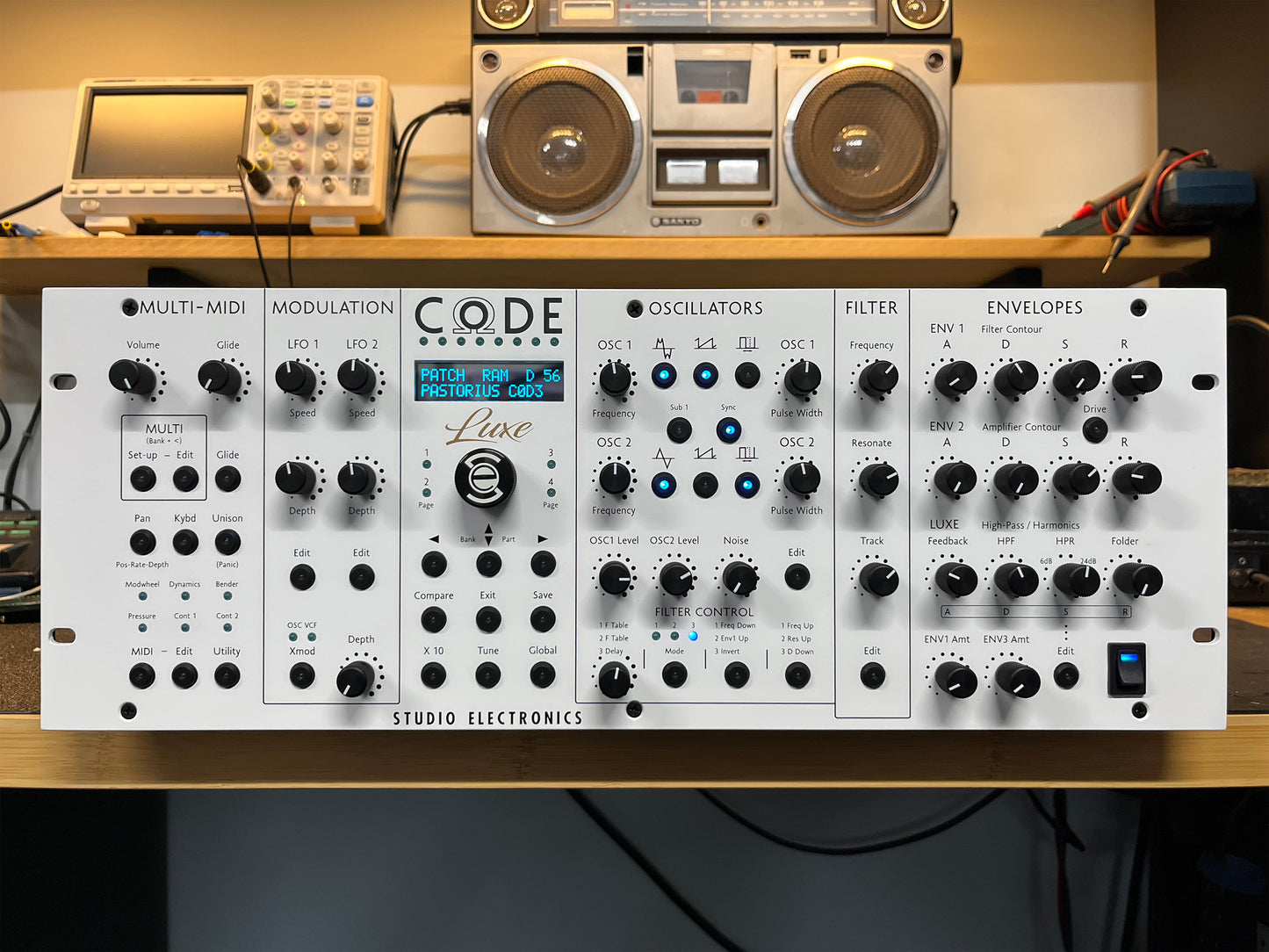 CODE LUXE 4 VOICE