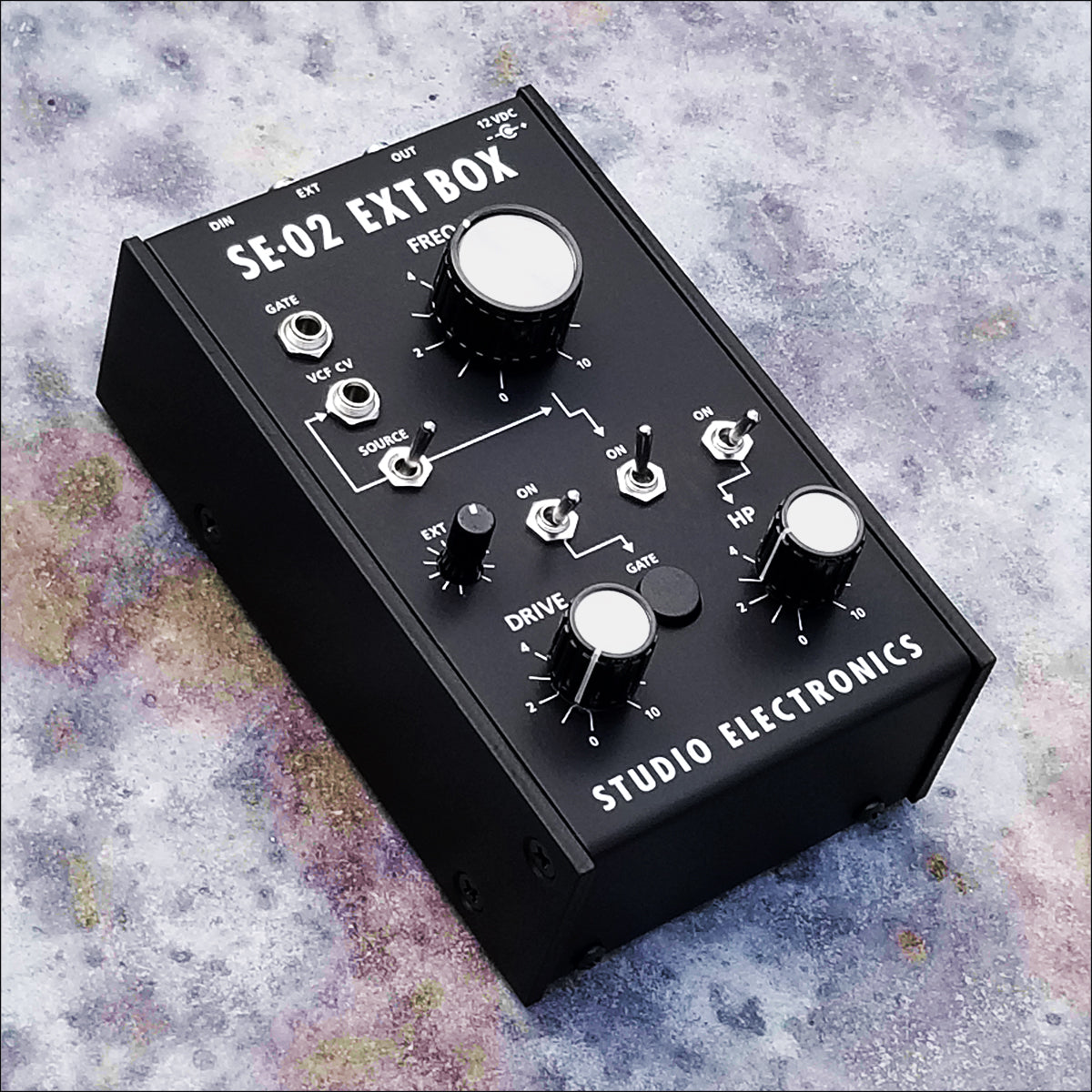 Ext Box with Black Metal Sides – studioelectronics